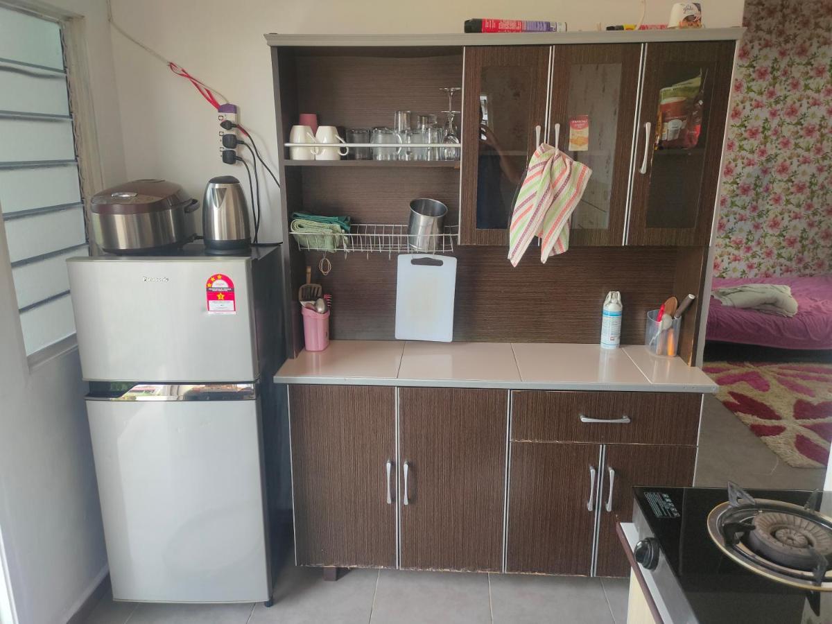 Maxim Apartment Pantai Cenang  Exterior photo