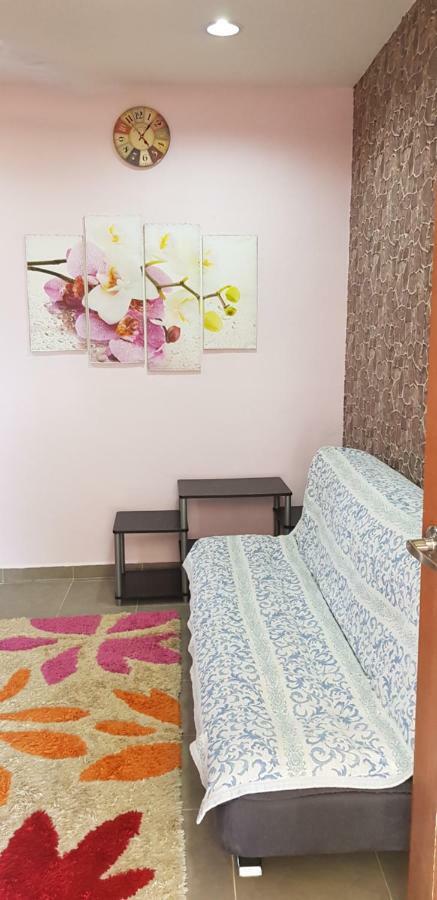 Maxim Apartment Pantai Cenang  Exterior photo